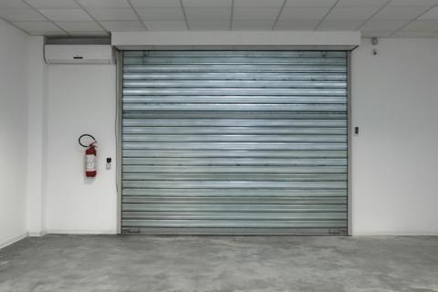 Sub 61; Magazzino, Laboratorio, Polifunzionale