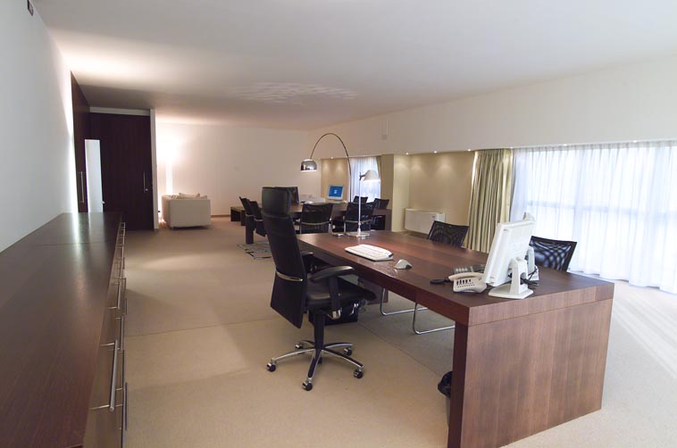 SUB 47; Ufficio Direzionale "ALL INCLUSIVE"